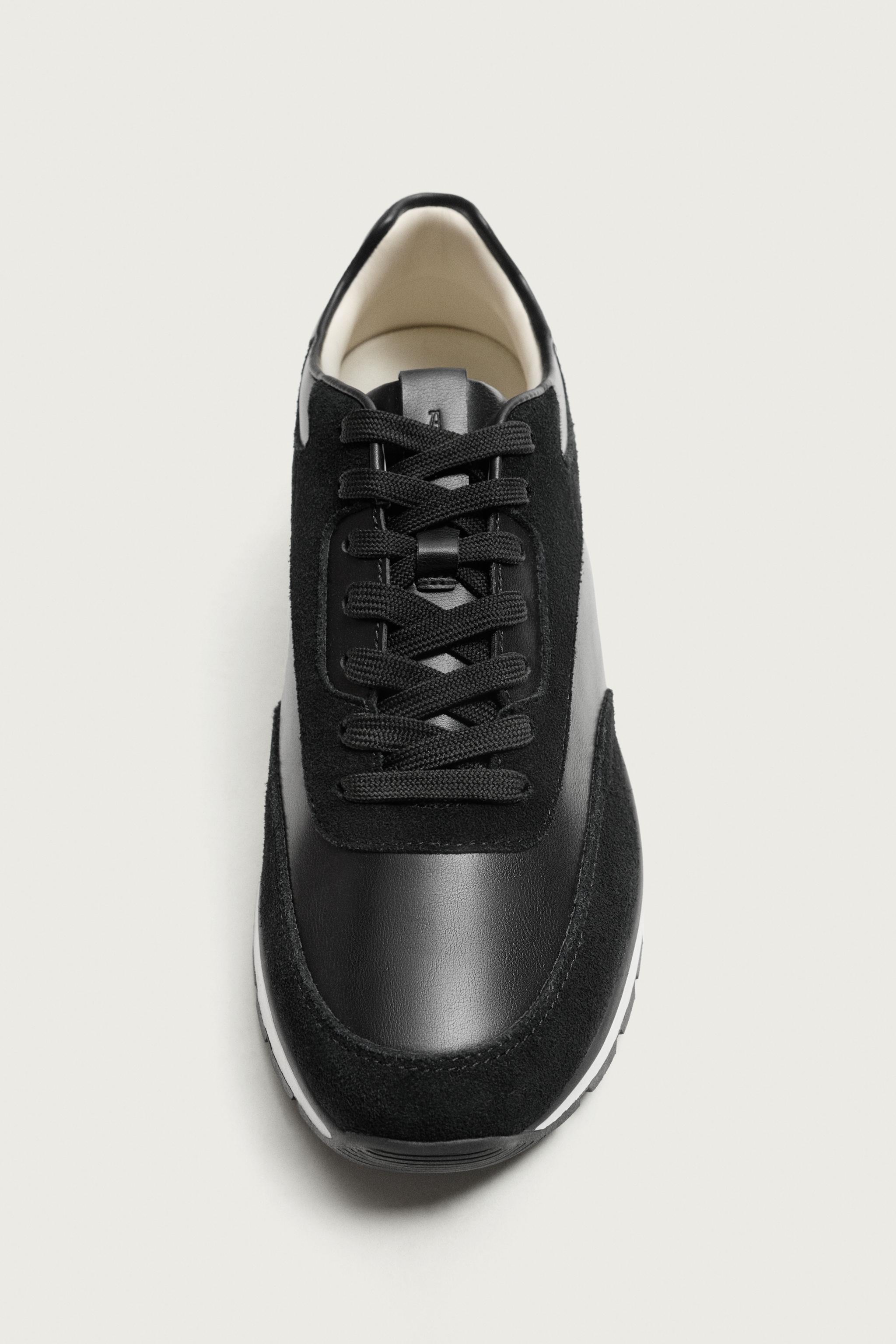 CASUAL SNEAKERS